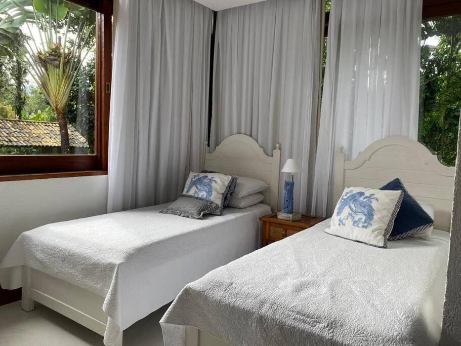 סאו סבסטיאו Casa Deliciosa Em Condo C/ Piscina Frente Ao Mar מראה חיצוני תמונה