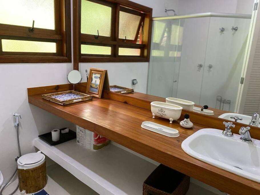 סאו סבסטיאו Casa Deliciosa Em Condo C/ Piscina Frente Ao Mar מראה חיצוני תמונה